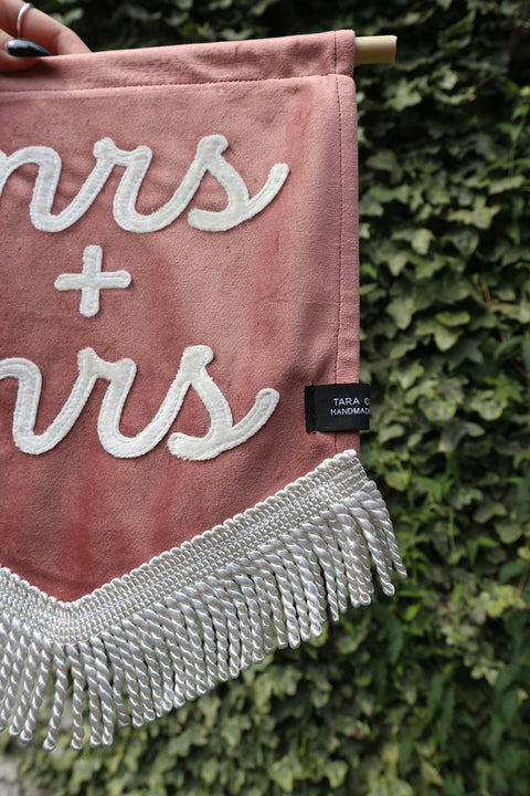 Mrs & Mrs | Dusty Pink Bridal Banner